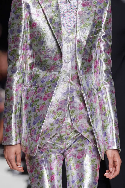 Look 82